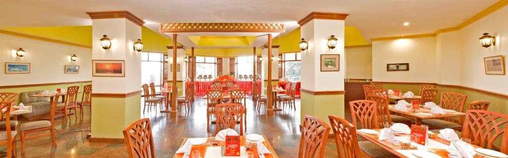 Restaurace v ubytování Sterling Ooty Fern Hill