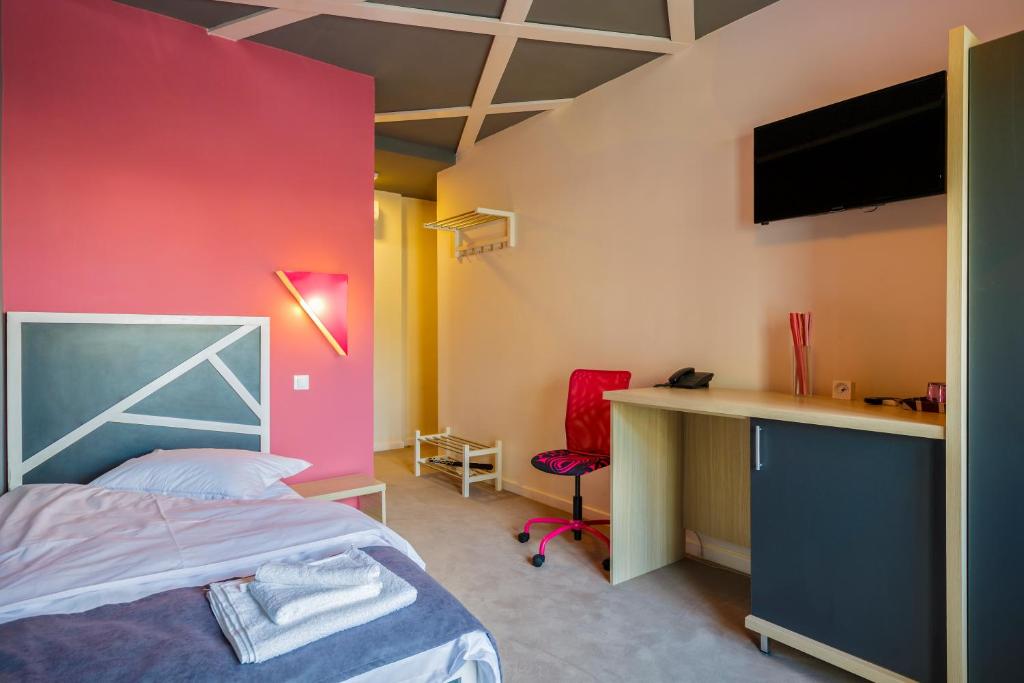 
Single Room with Balcony
