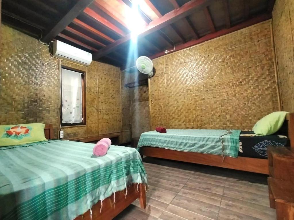 Lima Bintang - Standard Twin Room