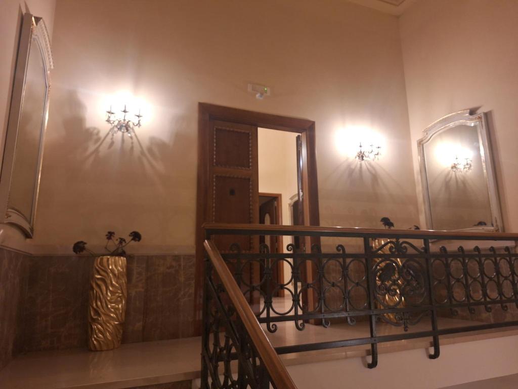 Dimora Charleston Lecce parcheggio privato in loco gratis