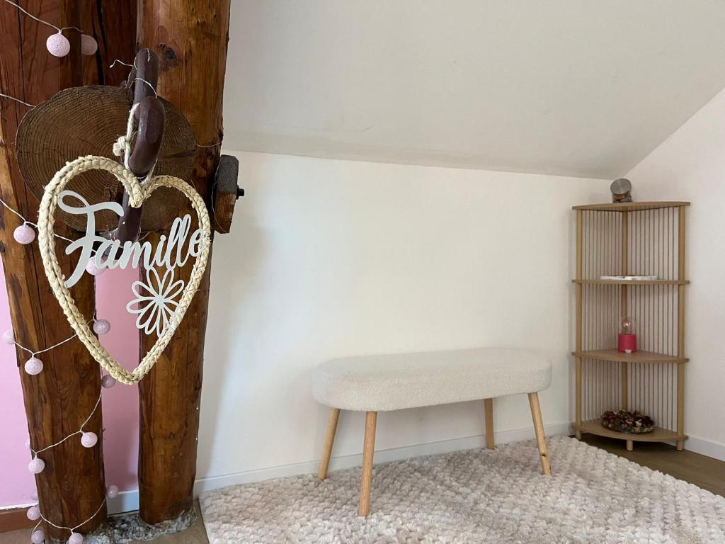 Le pré des noisettes - Family Room With Private Bathroom
