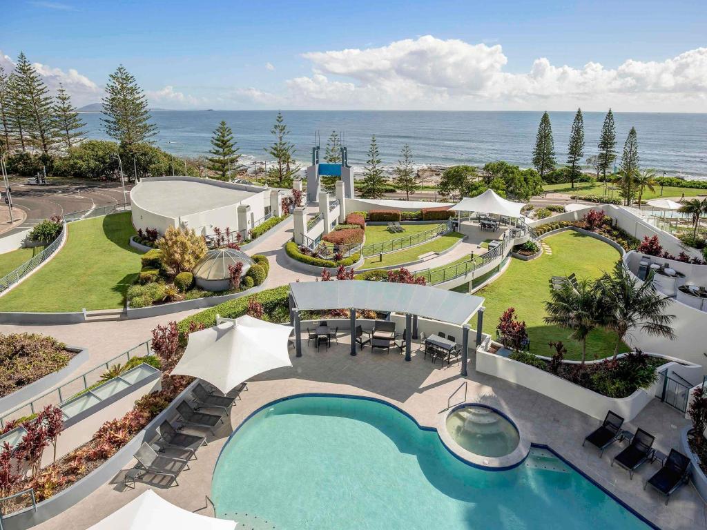 Mantra Mooloolaba Beach - Housity