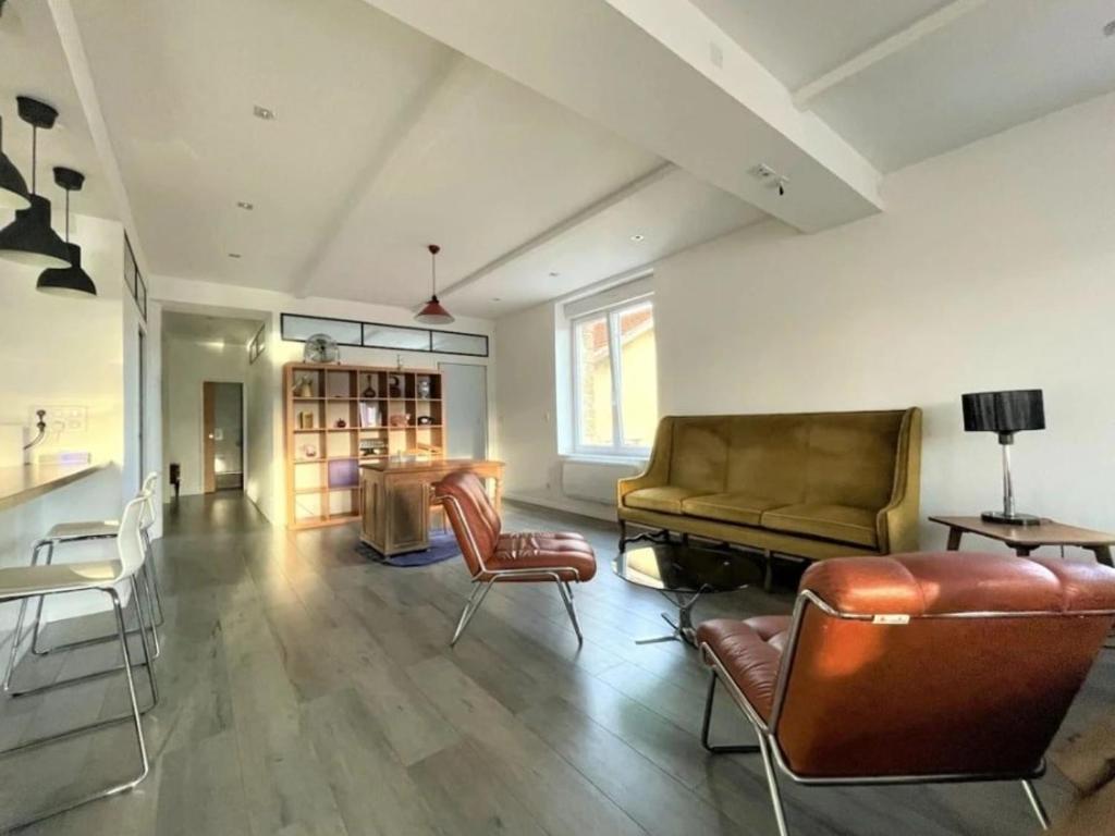 Grand Appartement 2 Chambres au Cœur de Reims