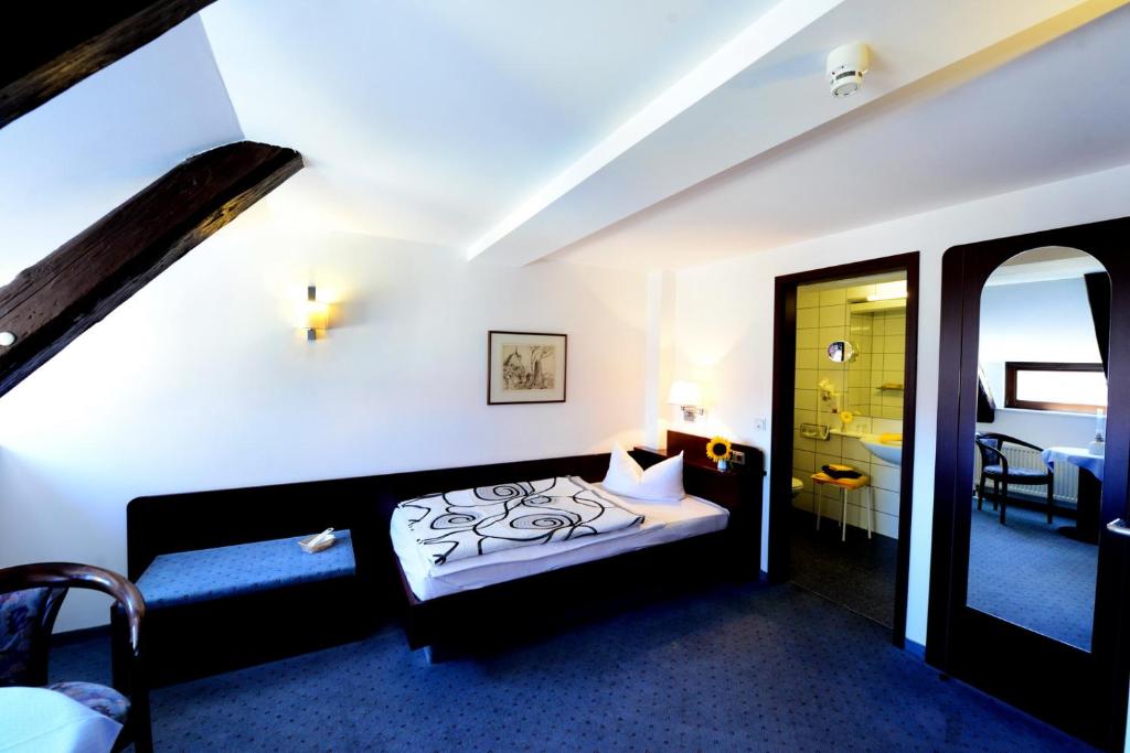Hotel Goldener Adler - 3