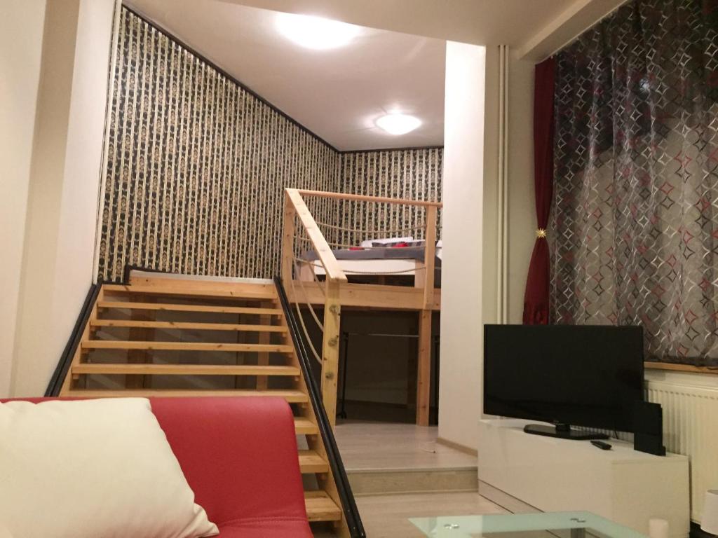 Old Town Boutique Apartments - 11