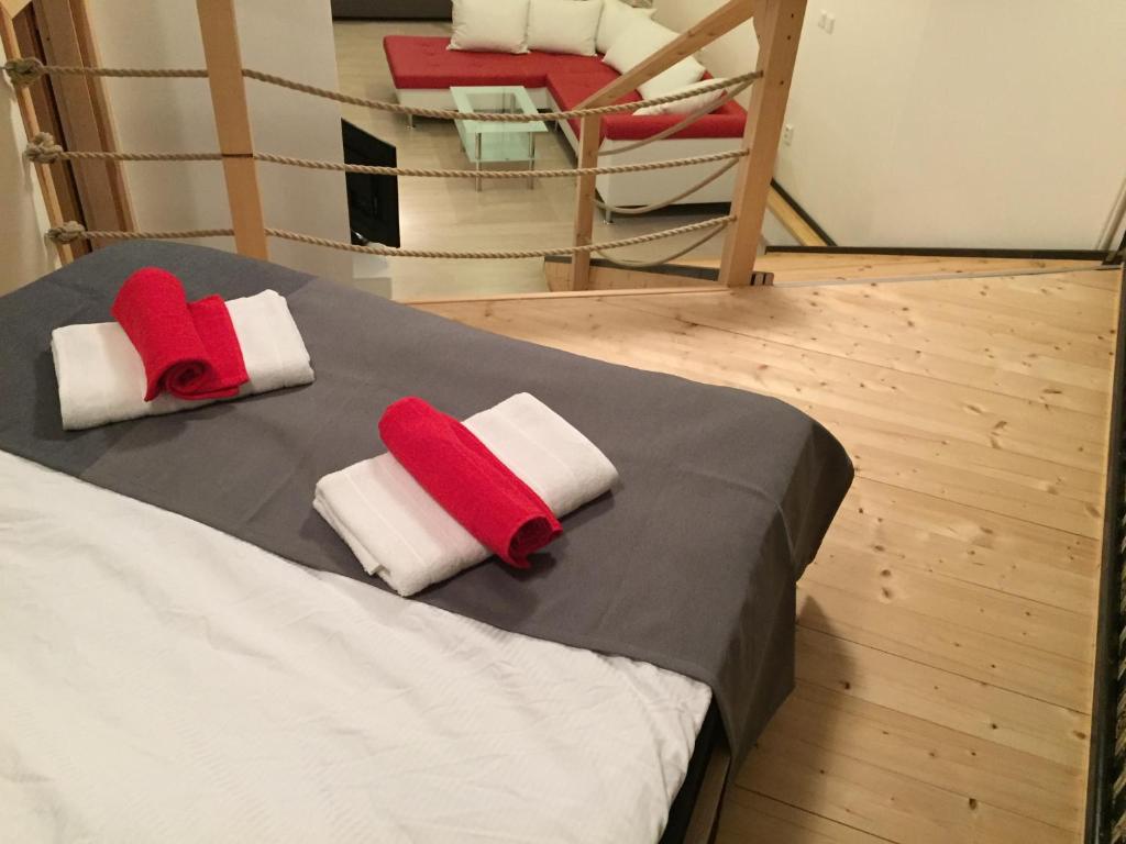 Old Town Boutique Apartments - 8