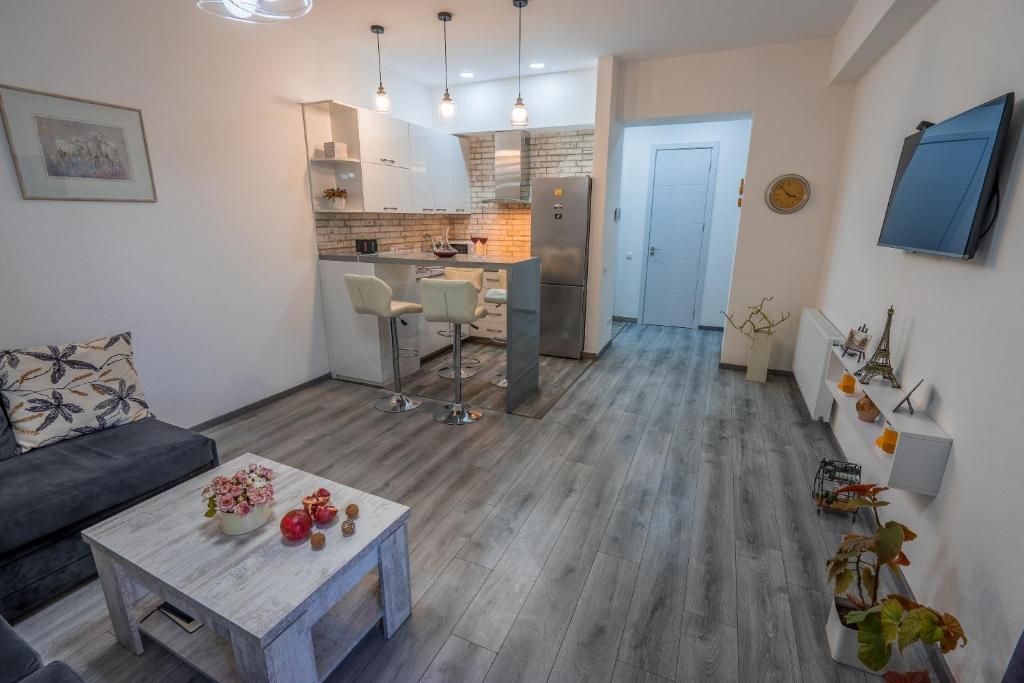 LUX apartments on Chanturia Street در تفلیس