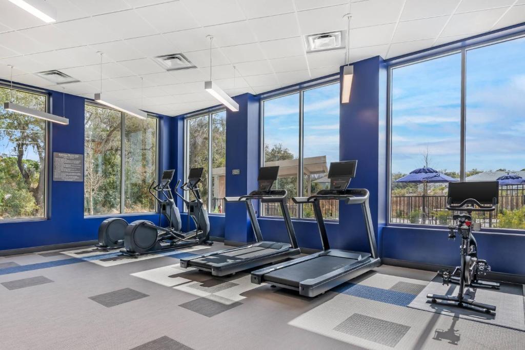 Comfort Inn & Suites Orlando Sanford Airport photo