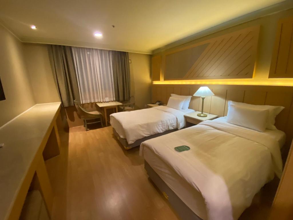Hotel International Changwon - Superior Twin Room