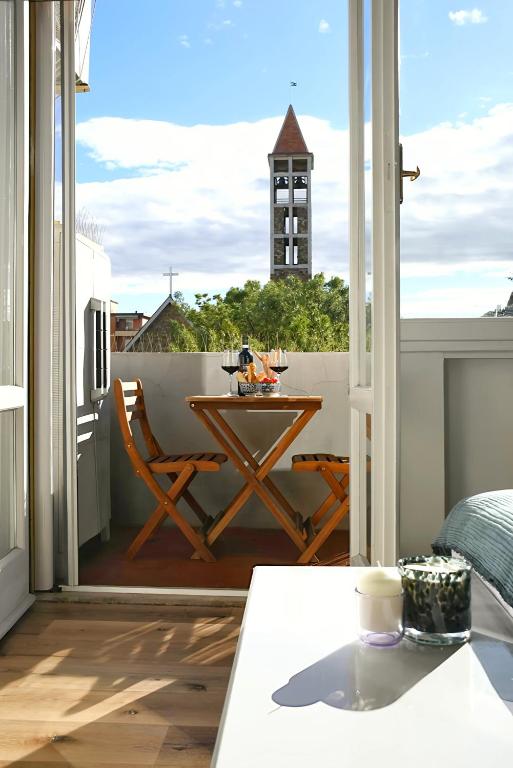 Simona and Luca's House - Bright and Unique Two-Room Apartment