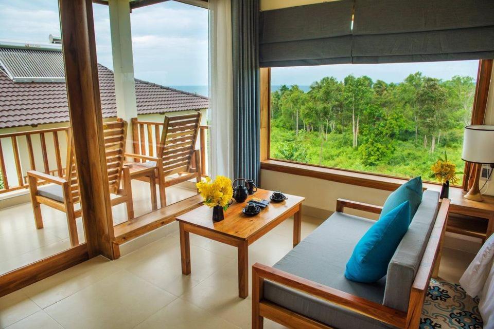 Phòng Deluxe Nhìn Ra Vườn