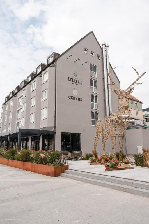ZELLER's Quartier Hotel - Housity