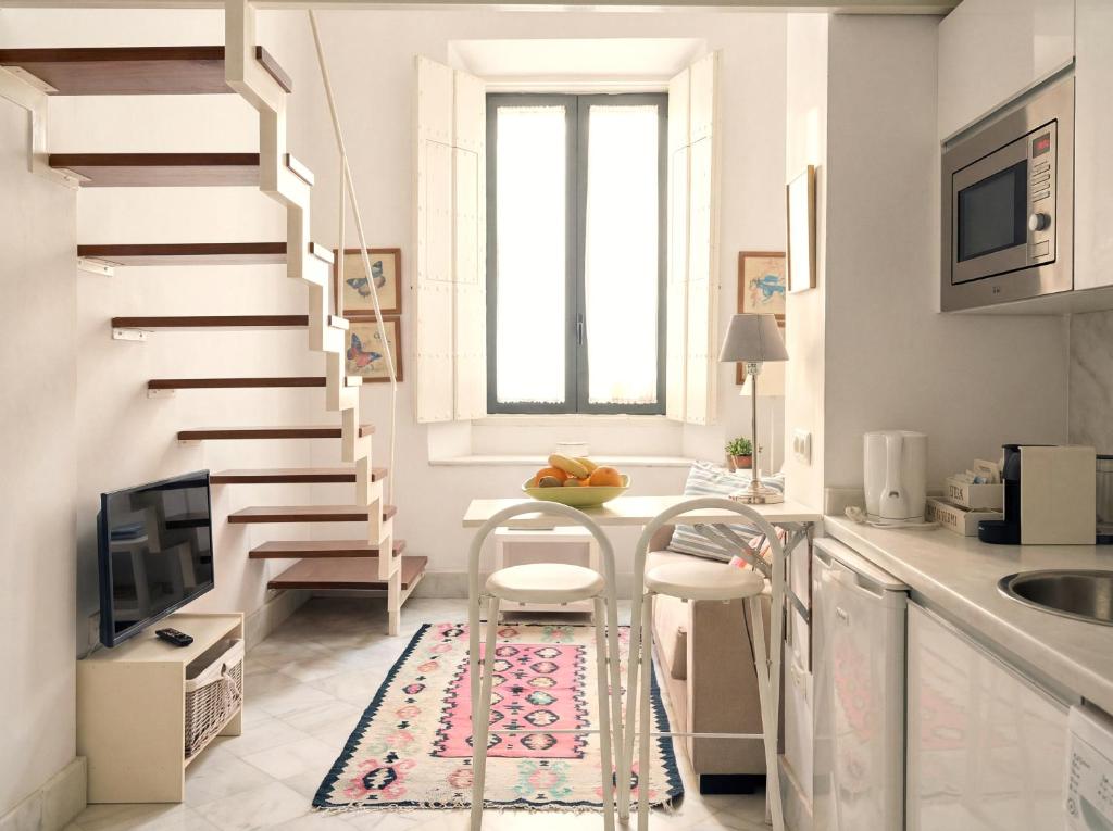 Sevilla Home Center - 17