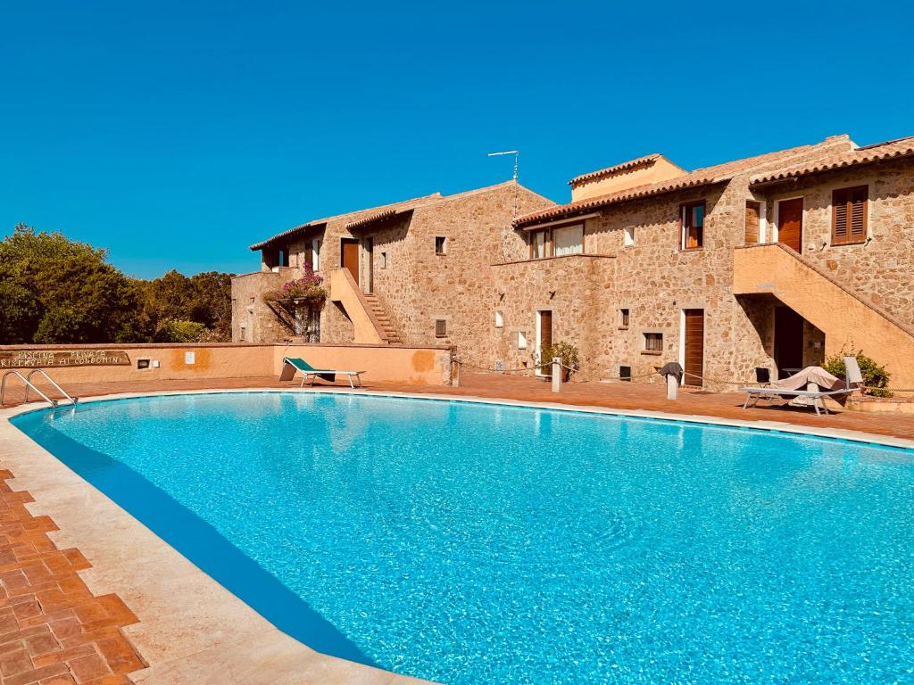 Baja Sardinia Casetta Belvedere 2 with Pool 100m from the Beach