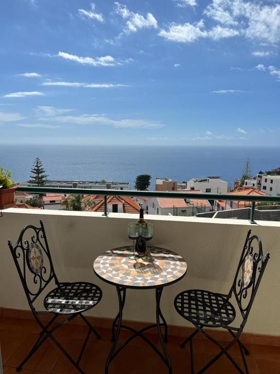 Sea view - Peaceful Atlantic View by Cristo Rei