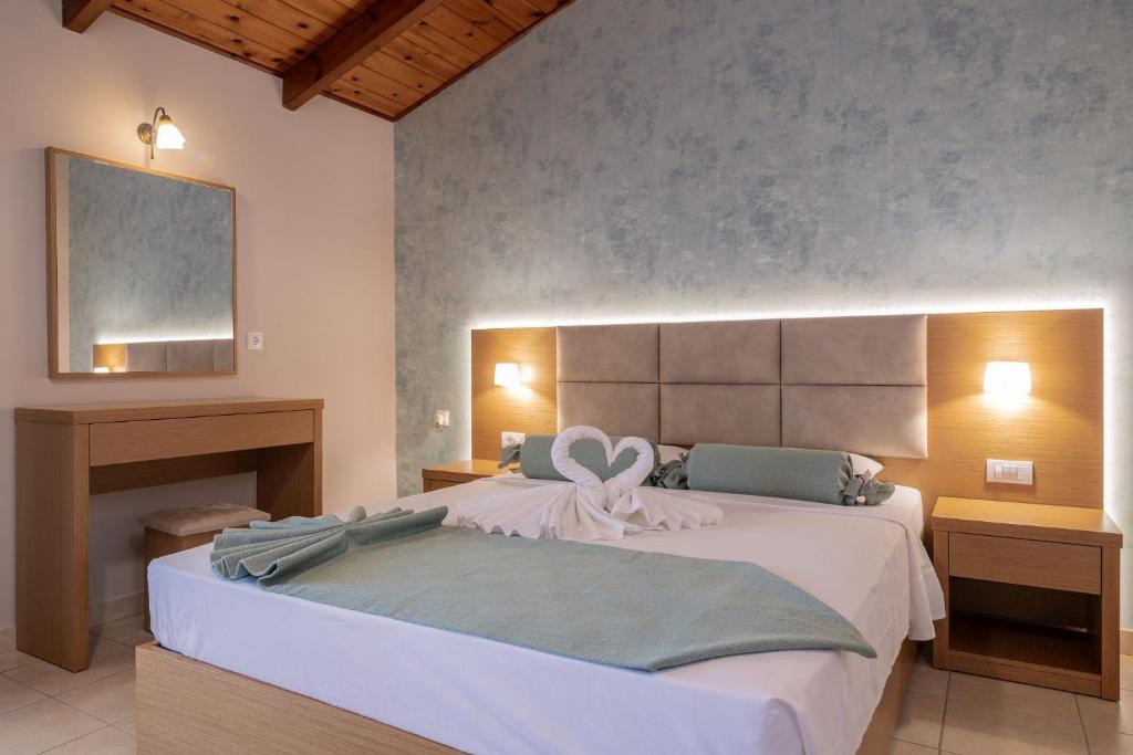 Plaka Sungrace Studios & Apartments