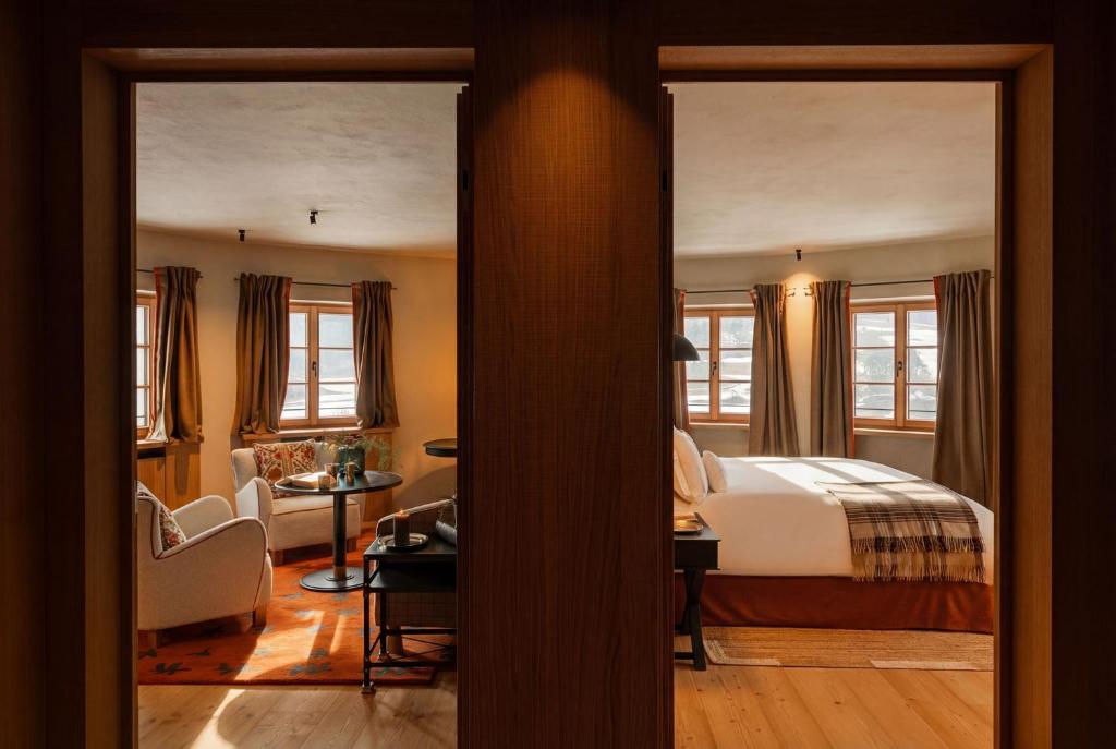 Castel Badia - The Leading Hotels of the World - Superior-Suite