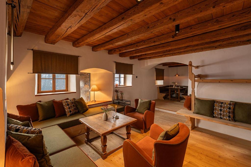 Castel Badia - The Leading Hotels of the World - Apartment Mit 2 Schlafzimmern Und Bergblick