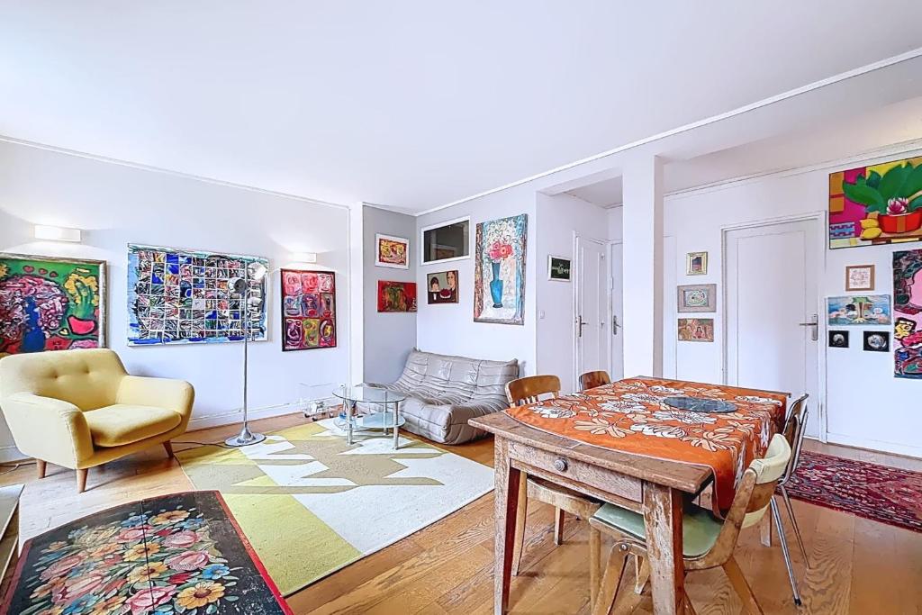 Charming apartment near Batignolles