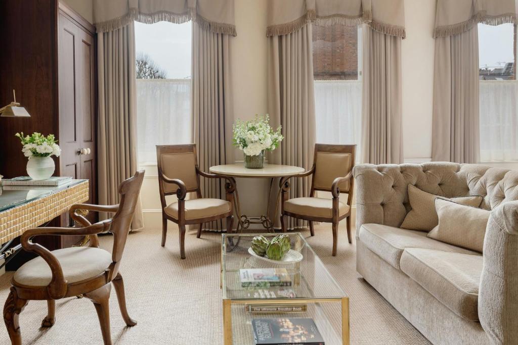 Egerton House photo