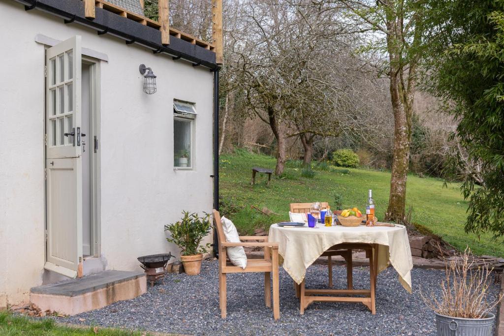 Spring Cottage-the perfect escape, romantic & cosy - Casa De Un Dormitorio