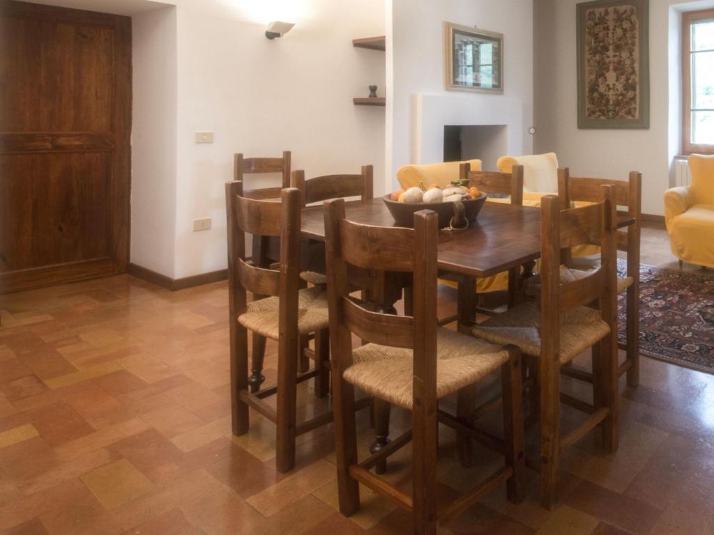 A seating area at Casa Dei Lecci