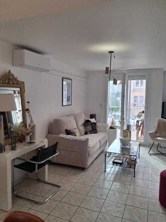 Appartement CORNICHE SETE