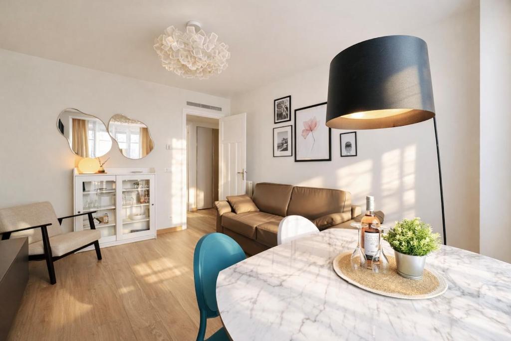 Bright & Charming Flat - 50qm Cannes Ferrer