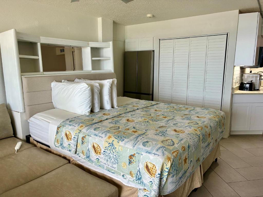 Daytona Beach Hawaiian Inn - 