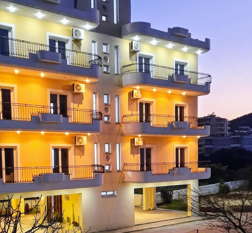 Amarildo Hotel - Hizvo