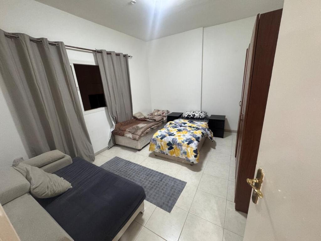 Double Room shared bathroom