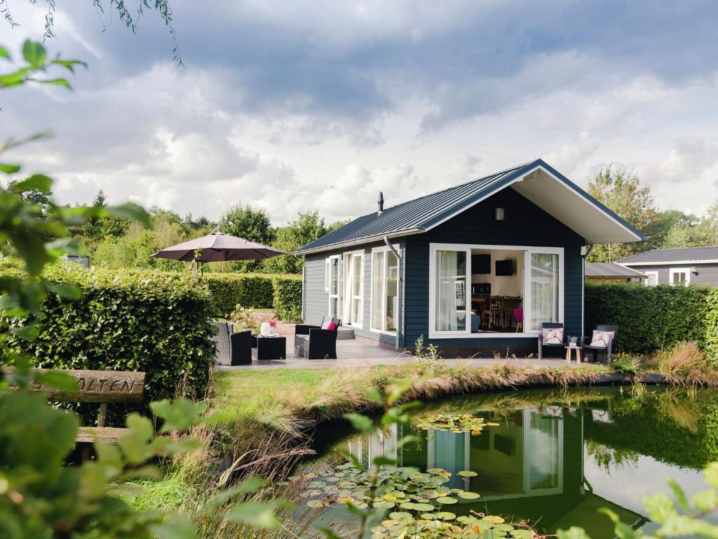 Een tuin van Holiday home Buitenplaats Holten I