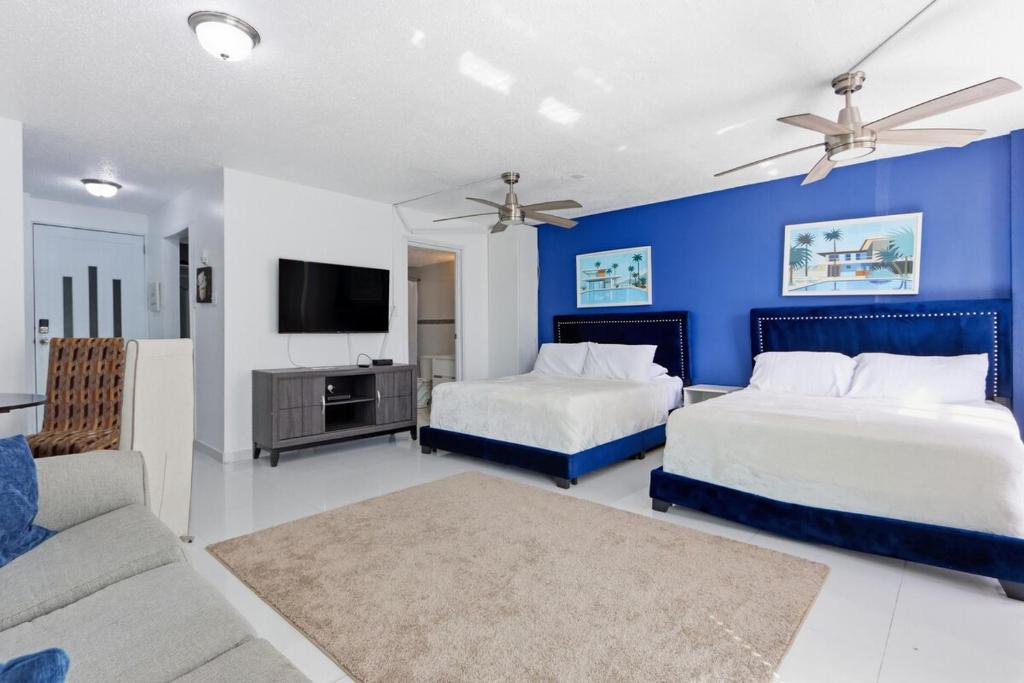Condo at Coral Beach Towers