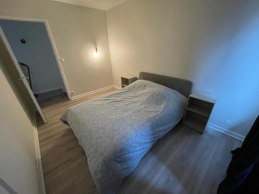 Grand appartement entouré de verdure – photo 15
