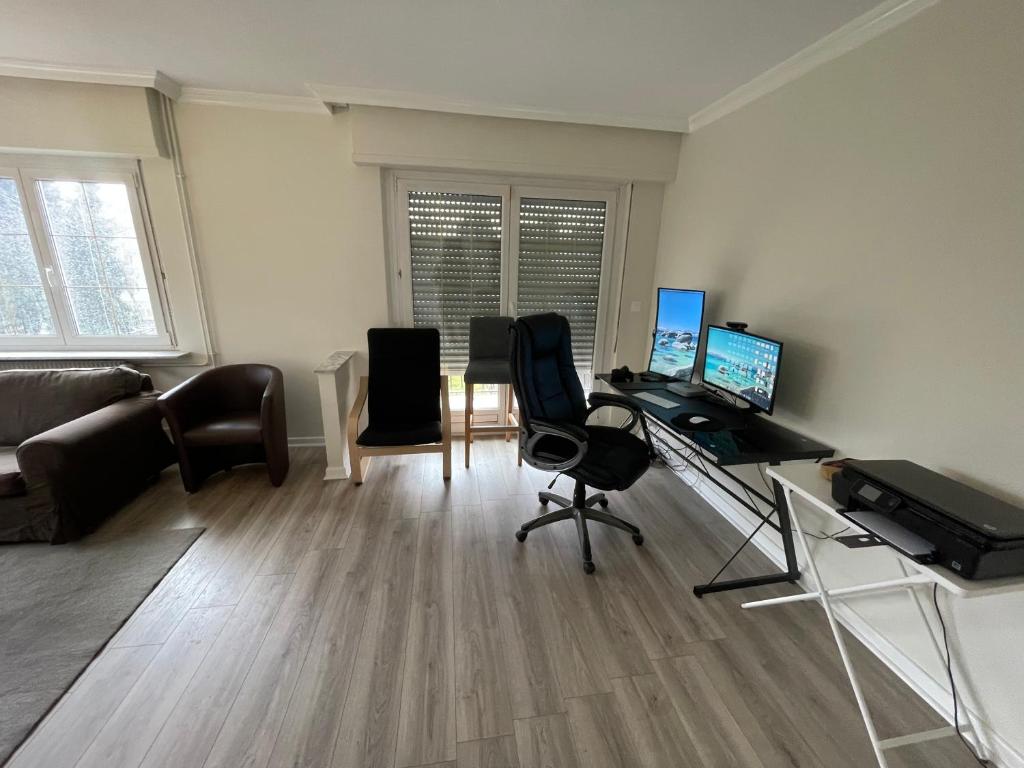 Grand appartement entouré de verdure – photo 37