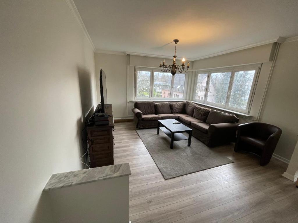 Grand appartement entouré de verdure – photo 31
