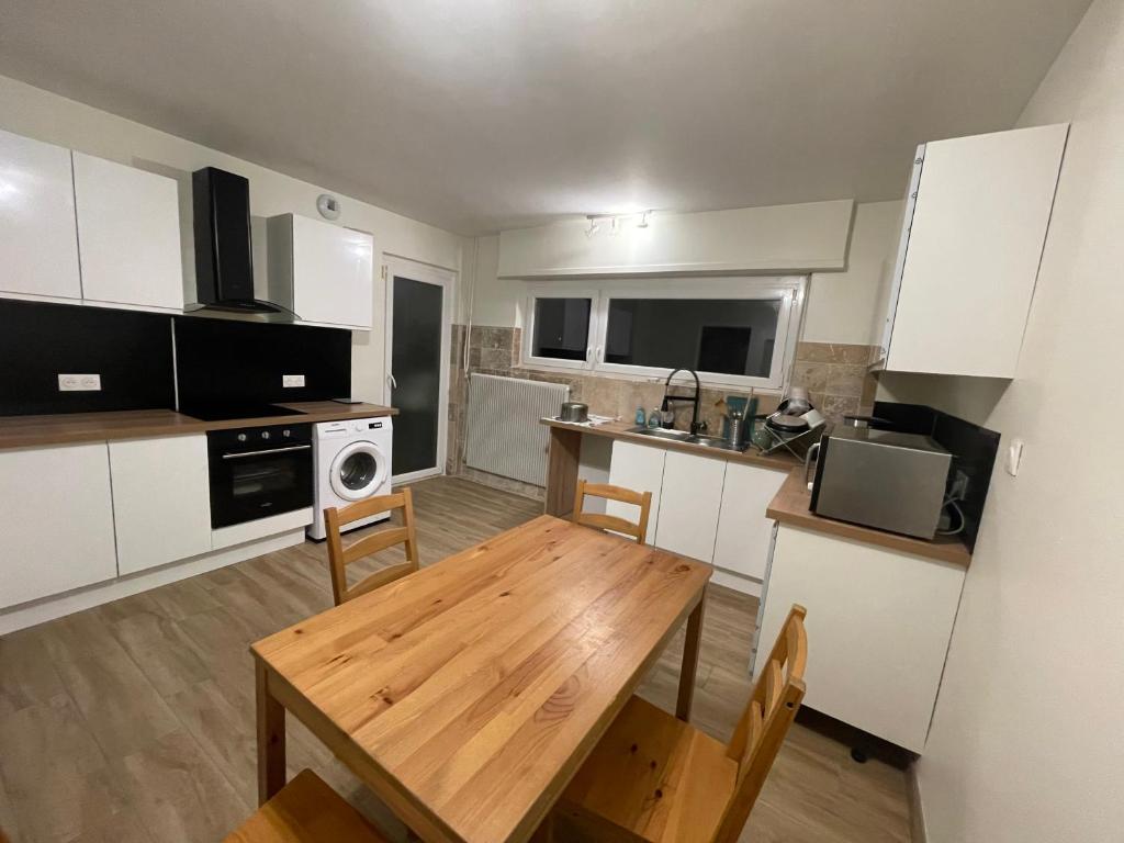 Grand appartement entouré de verdure – photo 49