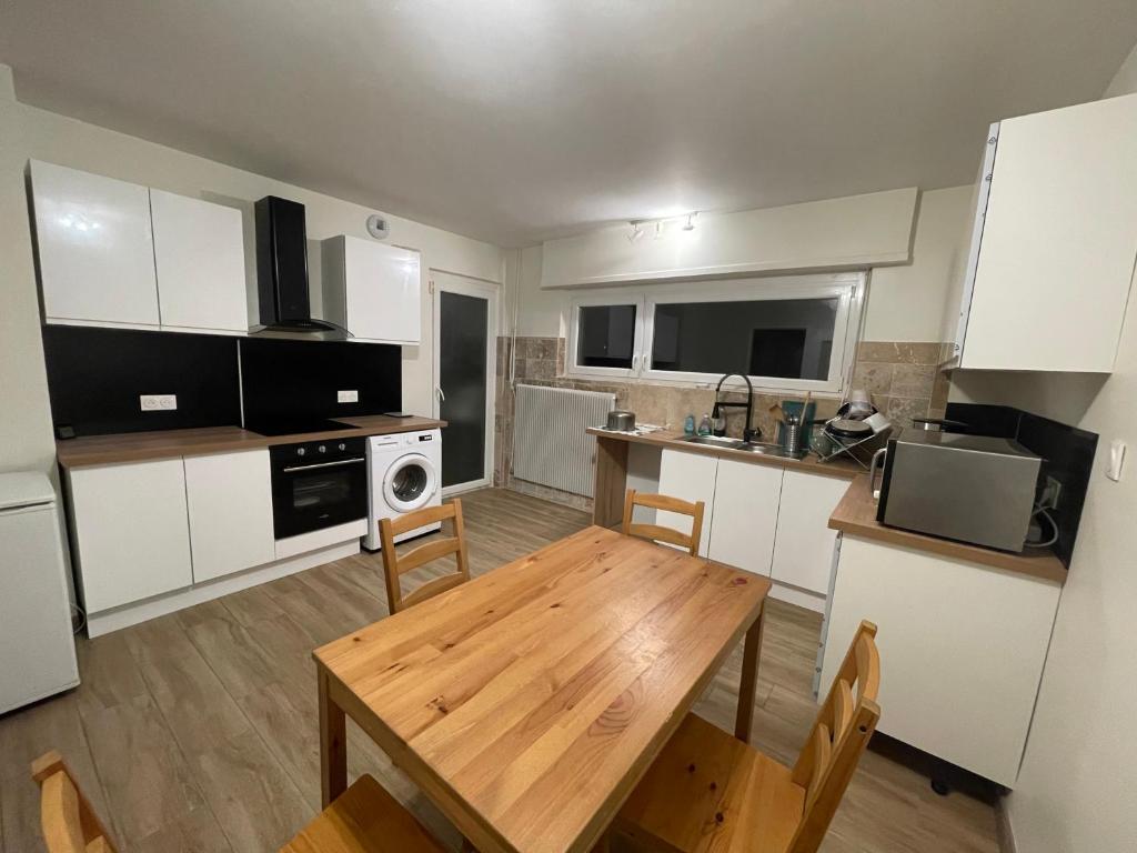Grand appartement entouré de verdure – photo 4