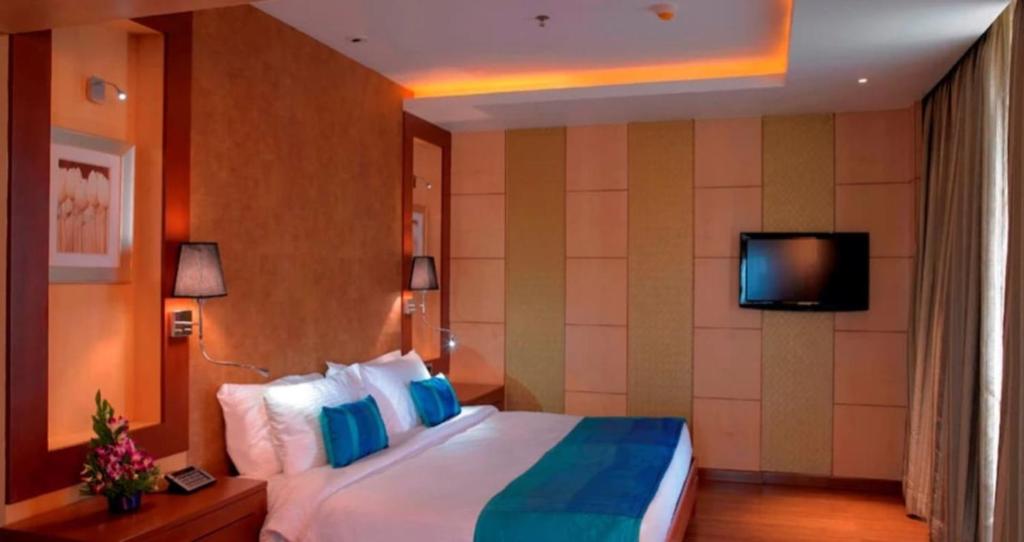 Royal Orchid Central Kireeti-HAMPI Hospet - 