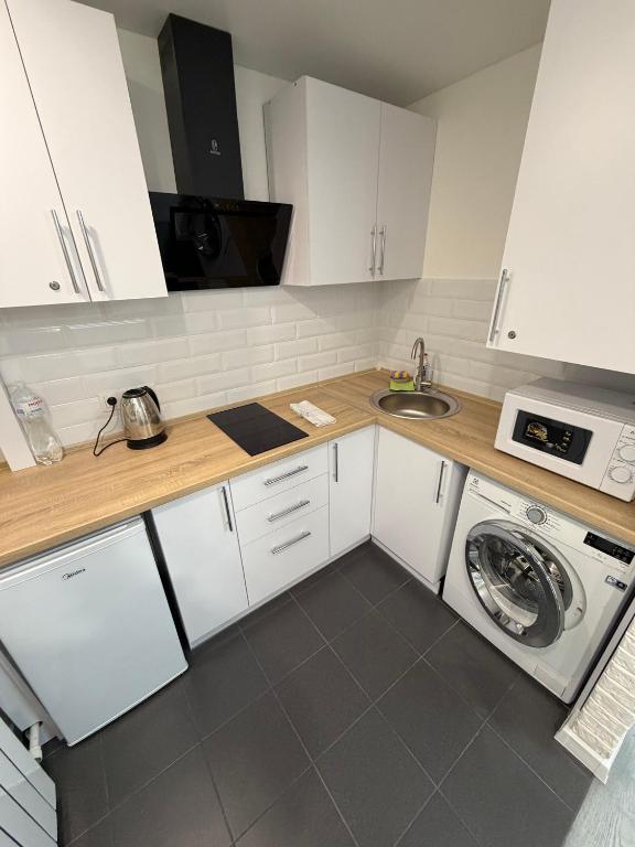ApartCenter Студия VIP в центре Гагарина 98 квартал фото 4