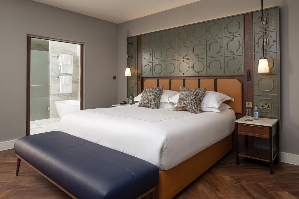 The Parkgate Hotel - 