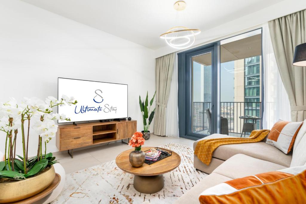 Relaxing 2BR in Downtown Dubai with Balcony Steam Room & Massage Chair