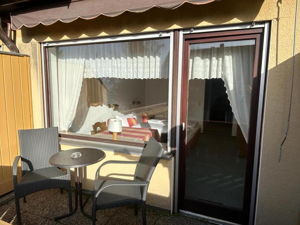 Gästehaus Herzog am Bodensee - Apartment With Balcony