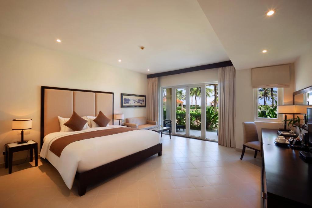 Boutique Deluxe Room with Sea View
