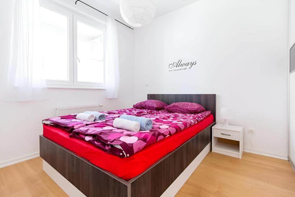 Flexible SelfCheckIns 9 - Zagreb - Garage - Electric vehicle ccharger - Loggia - New - Apartments Repinc 9 - 带阳台的公寓