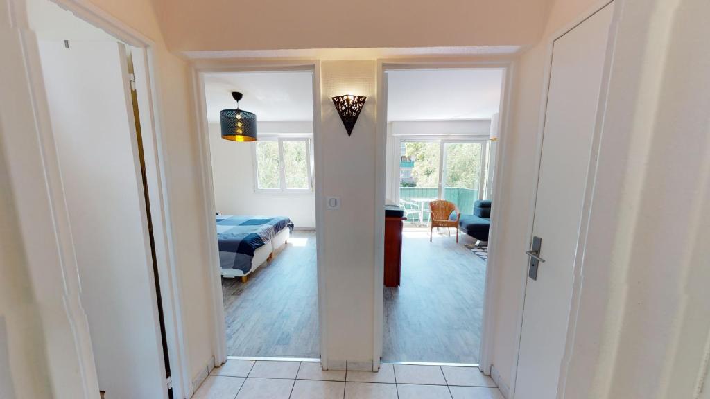 Appartement F4 refait proche université – photo 10
