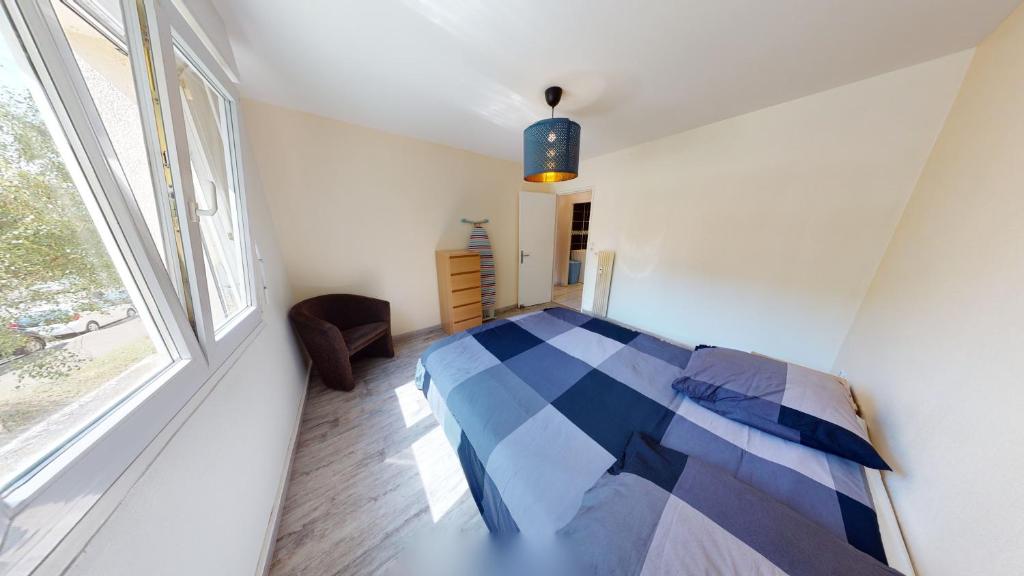 Appartement F4 refait proche université – photo 7