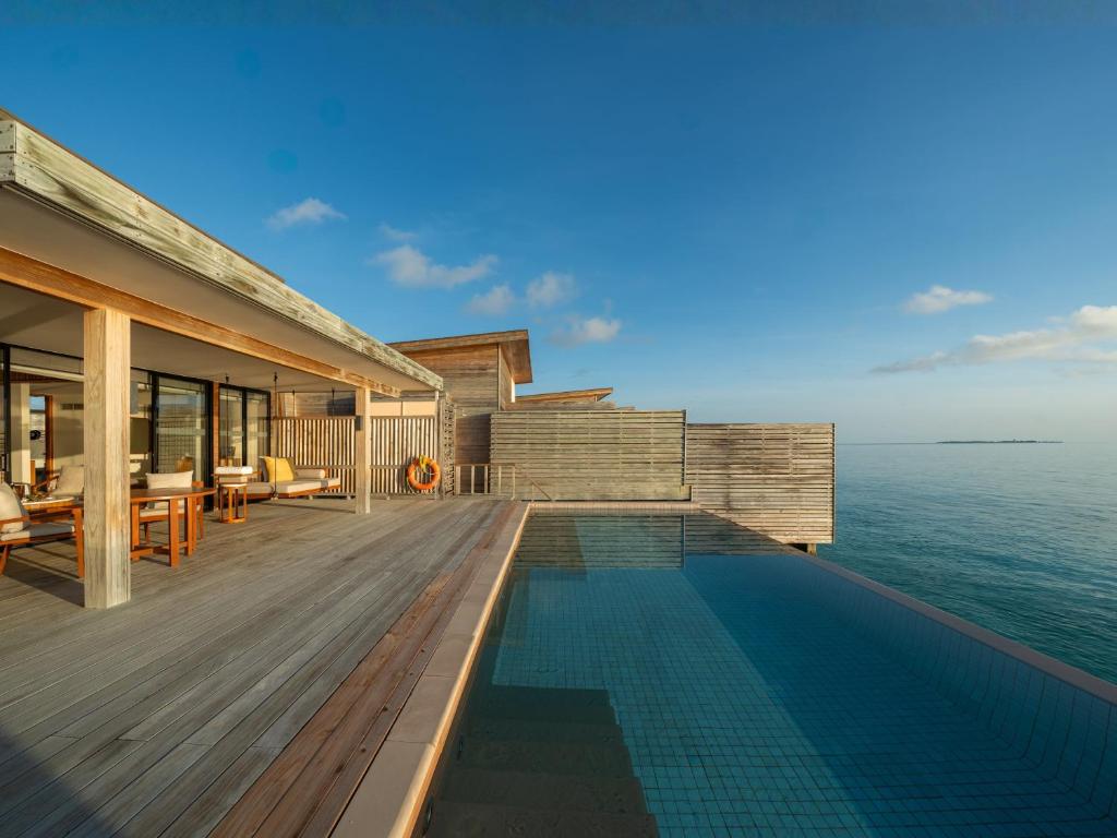 Kuda Villingili Maldives, Free Return Transfers 03 nights & above - View 5