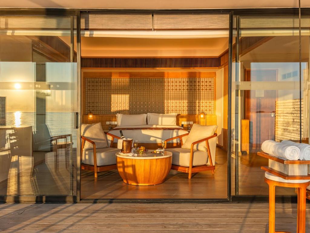 Kuda Villingili Maldives, Free Return Transfers 03 nights & above - View 10