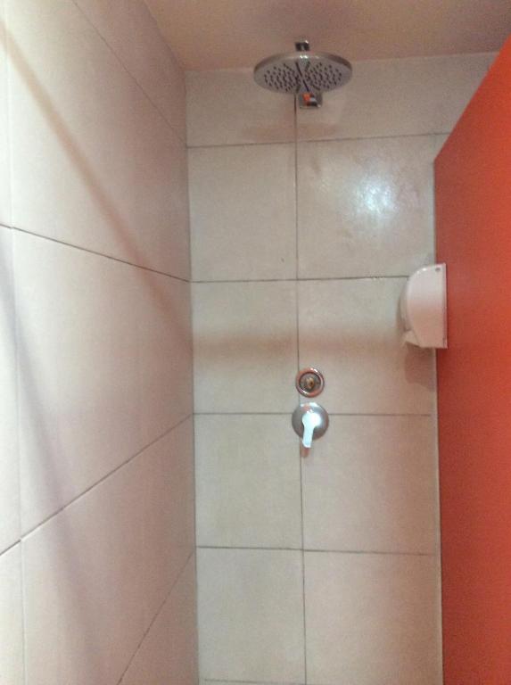 Koupelna v ubytování Hostelscat